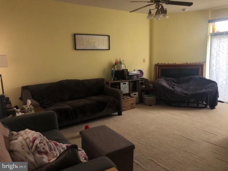 44232 Mossy Brook Square in Ashburn, VA - Building Photo