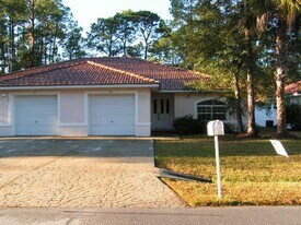 6 Pony Ln in Palm Coast, FL - Building Photo