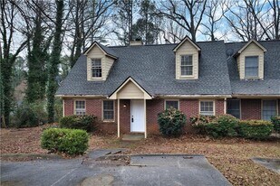 5343 Ridgemere Ct in Stone Mountain, GA - Building Photo