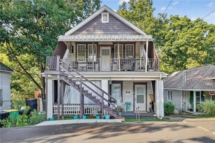 21 Beech Ave, Unit 1 in Pittsburgh, PA - Building Photo