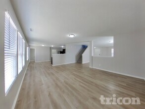 1434 Ripplewood Dr in Danville, IN - Foto de edificio - Building Photo