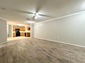 615 N Elkhart Ave in Lubbock, TX - Building Photo - Building Photo