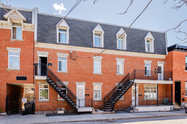 2502 Knox St in Montréal, QC - Building Photo - Building Photo