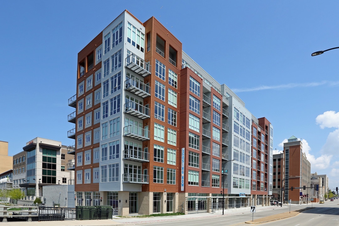 Metreau Apartments in Green Bay, WI - Foto de edificio