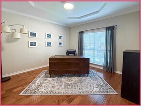 4945 Grinstein Dr in Fort Worth, TX - Foto de edificio - Building Photo