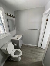 628 4th Ave, Unit Apt 1 in New Kensington, PA - Foto de edificio - Building Photo