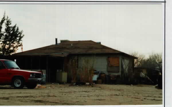 14320 Cobalt Rd in Victorville, CA - Building Photo