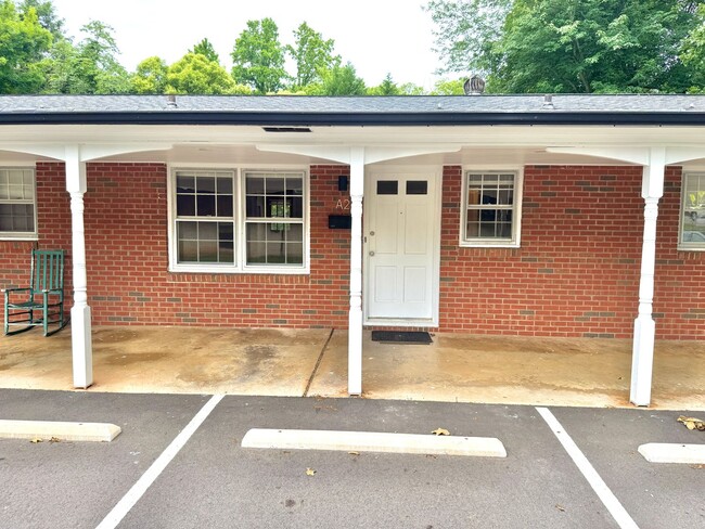 property at 642 E Broad St