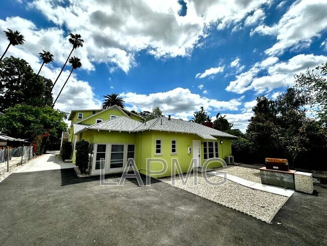 property at 607-611 N El Molino Ave