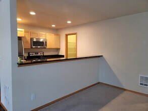 22238 Lydia Way NE in Poulsbo, WA - Building Photo - Building Photo