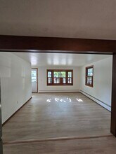 1280 S Beech St in Manchester, NH - Foto de edificio - Building Photo