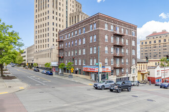 Rialto Apartments in Tacoma, WA - Building Photo - Building Photo