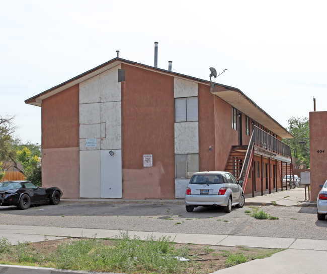 402 Cornell Dr SE in Albuquerque, NM - Building Photo - Building Photo