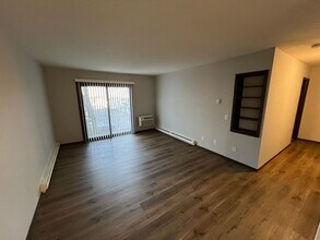 530 in Madison, WI - Building Photo - Interior Photo