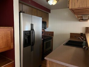 2740 E Otero Pl, Unit 10 in Centennial, CO - Foto de edificio - Building Photo