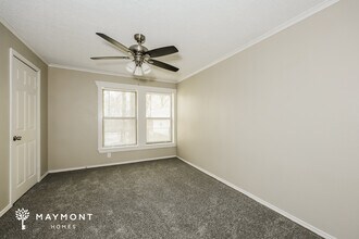 1801 Whispering Oaks St in Burleson, TX - Building Photo - Building Photo