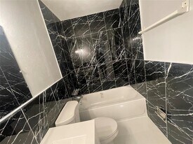 395 SW 15th St in Pompano Beach, FL - Building Photo