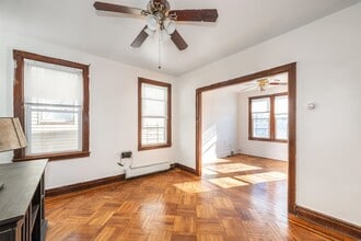 46 Spruce St in Jersey City, NJ - Building Photo - Building Photo