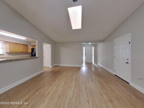6047 Carla Ct in Jacksonville, FL - Building Photo - Building Photo