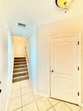956 Sombra St in Tampa, FL - Building Photo - Building Photo