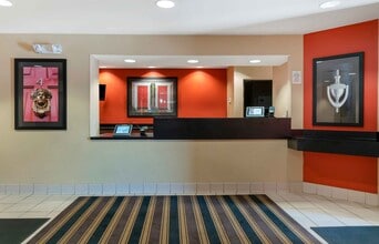 Furnished Studio-Detroit - Canton in Canton, MI - Building Photo - Building Photo