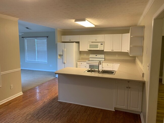 Cute 3/2 Home in Ogletree Village in Auburn, AL - Building Photo - Building Photo