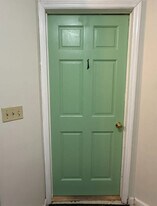 33 Lake St, Unit Unit 1 in Stamford, NY - Building Photo