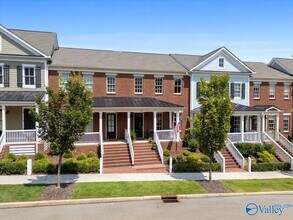 38 Pine St in Huntsville, AL - Building Photo - Building Photo