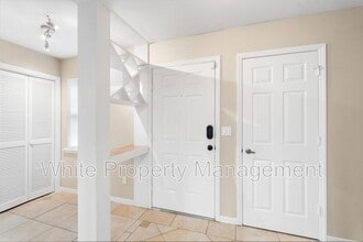 7825 Renaissance Ct in Charlotte, NC - Building Photo - Building Photo