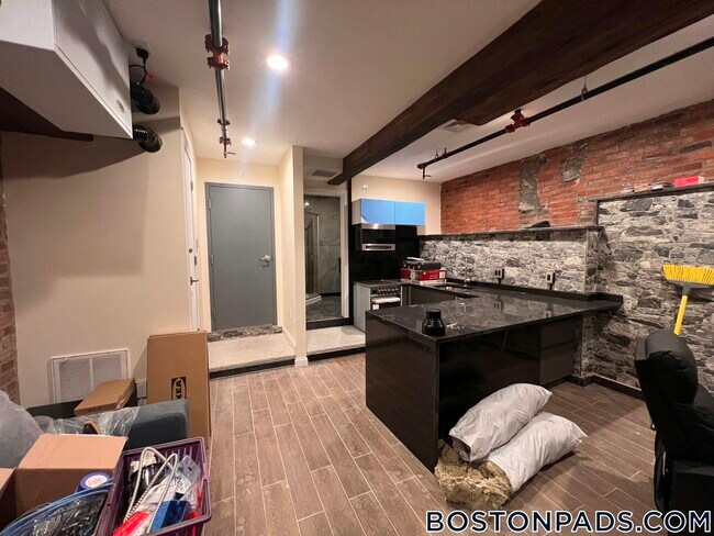 1028 Commonwealth Ave