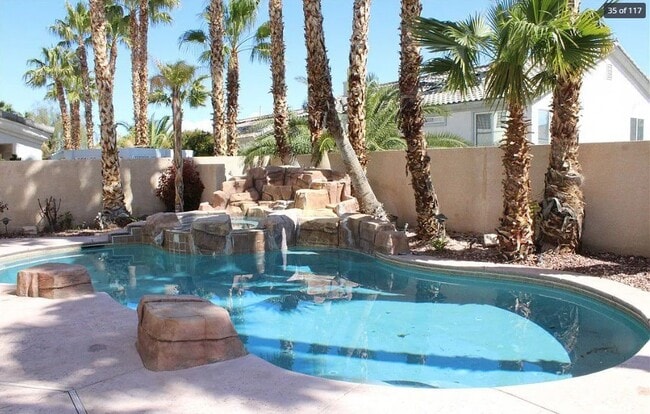 property at 54 Tamarron Cliffs St