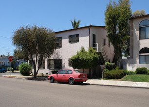 3702 Arnold Ave in San Diego, CA - Building Photo - Building Photo