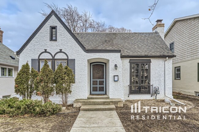 property at 4849 Xerxes Ave S