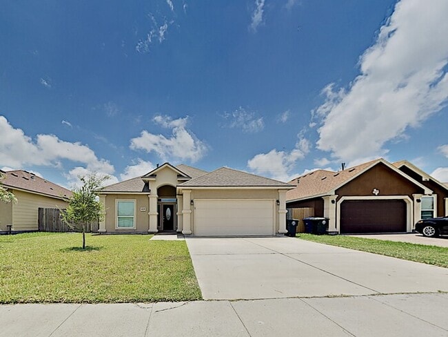 4109 Cool Breeze Dr in Corpus Christi, TX - Building Photo - Building Photo