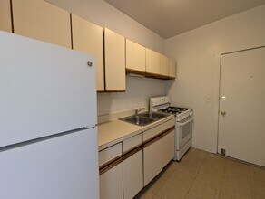 1532 N Kedzie Ave in Chicago, IL - Building Photo - Building Photo