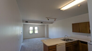115 West Apartments in Battle Creek, MI - Building Photo - Building Photo