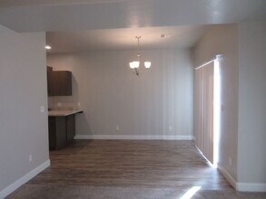 352 W 400 N in Cedar City, UT - Building Photo - Building Photo