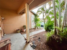 10554 NW 3rd St in Pembroke Pines, FL - Building Photo