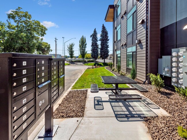 Cleveland Apartments in Spokane, WA - Building Photo - Building Photo