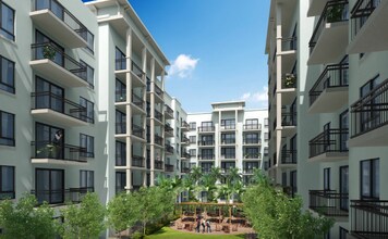 700 SW 41st Terrace in Miami, FL - Building Photo - Building Photo