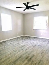 6405 S Roberts Ave in Tampa, FL - Building Photo - Building Photo