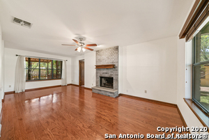 1710 Copper Hill Dr in San Antonio, TX - Building Photo - Building Photo