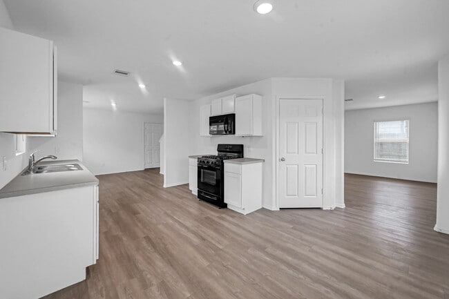 property at 1714 Campos Ct