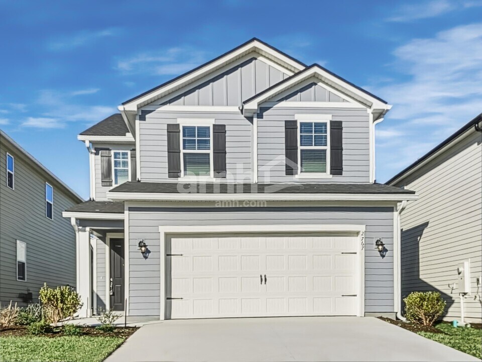 2767 Robinson Rnch Rd in Green Cove Springs, FL - Foto de edificio