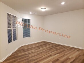 6079 Beale Loop in Raleigh, NC - Building Photo - Building Photo