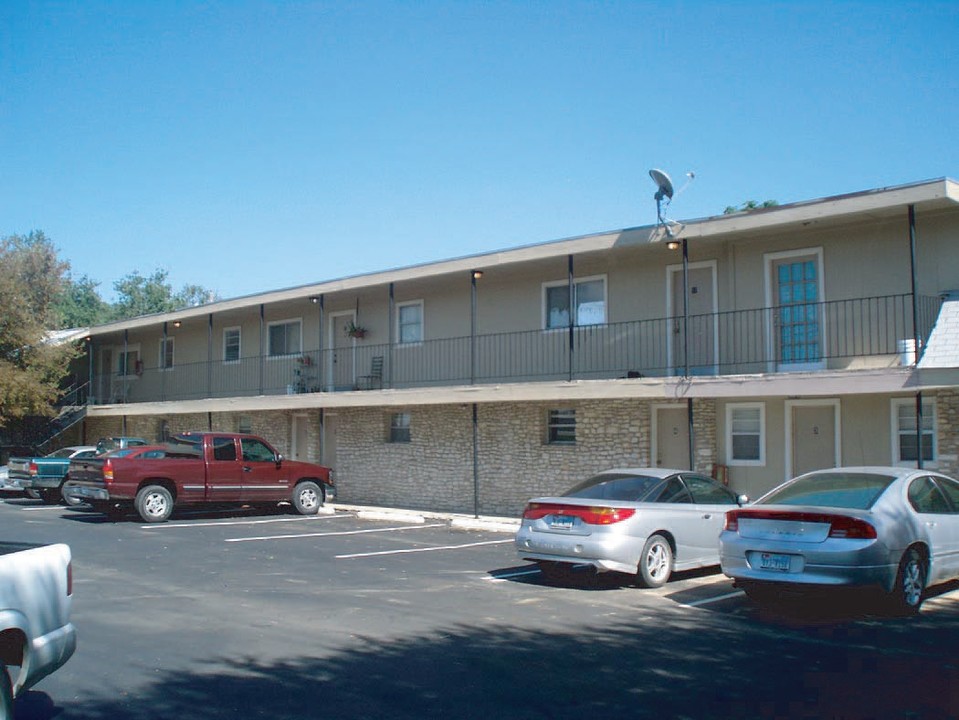 Woodstone Apartments in San Marcos, TX - Foto de edificio