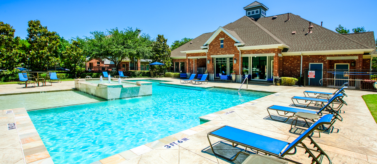 MAA Copper Ridge in Roanoke, TX - Building Photo