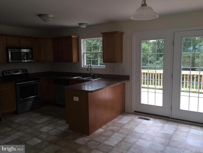 property at 160 Tabasco Ln