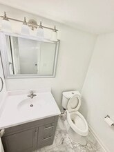 8841 Sunrise Dr in Sterling Heights, MI - Building Photo - Building Photo