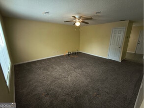8370 Hollis St in Douglasville, GA - Building Photo - Building Photo